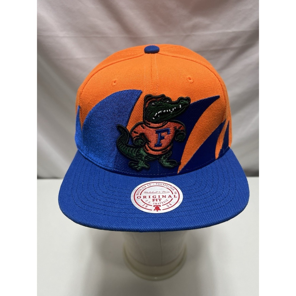 Mens Mitchell & Ness NCAA SHARKTOOTH SNAPBACK U OF FLORIDA